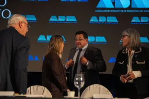 Ministra Tamara Paseyro disertó en almuerzo de trabajo