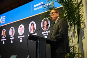 Créditos: Presidencia de la República (fuente institucional) Disertación de Gabriel Oddone durante el Foro de Capital Privado 2026