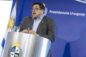 Créditos: Camilo Dos Santos (fotografía) / Presidencia de la República (fuente institucional) Orsi encabezó el Consejo de Ministros en Torre Ejecutiva