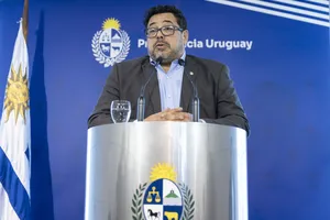 Créditos: Camilo Dos Santos (fotografía) / Presidencia de la República (fuente institucional) Orsi encabezó el Consejo de Ministros en Torre Ejecutiva