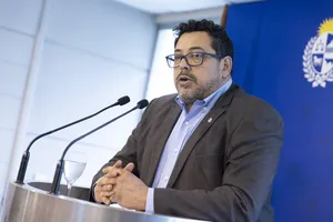 Créditos: Camilo Dos Santos (fotografía) / Presidencia de la República (fuente institucional) Orsi encabezó el Consejo de Ministros en Torre Ejecutiva