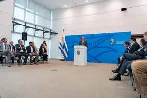 Conferencia de presidente, Yamandú Orsi