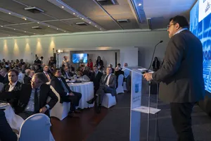 Orsi asistió al acto por el Día de la Construcción