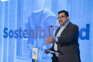 Orsi asistió al acto por el Día de la Construcción